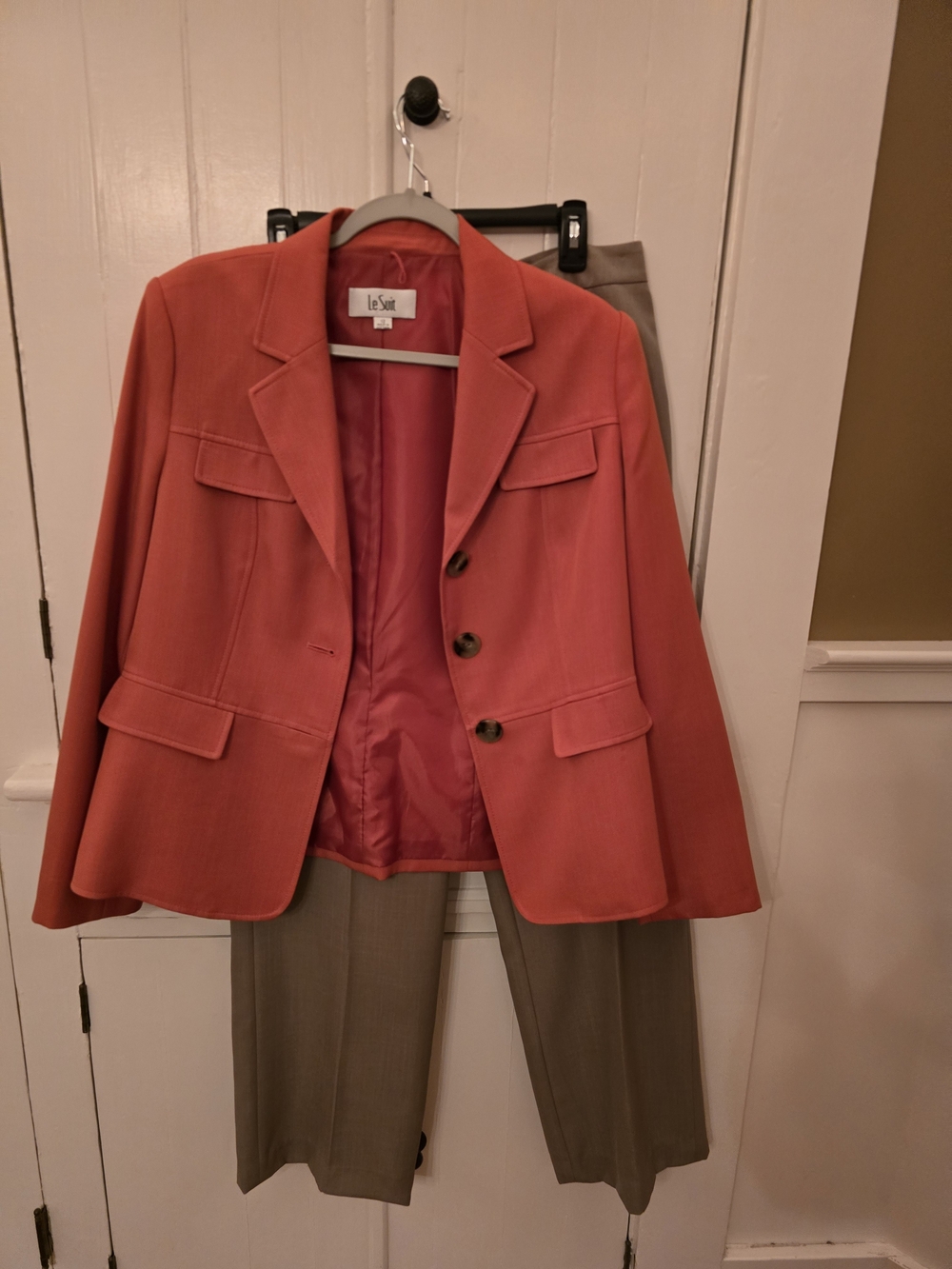 Le Suit Coral-Red Tailored Women's Blazer